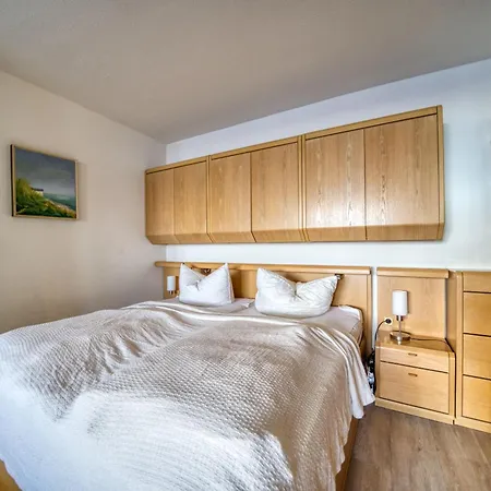- Haus H, App 0h0902